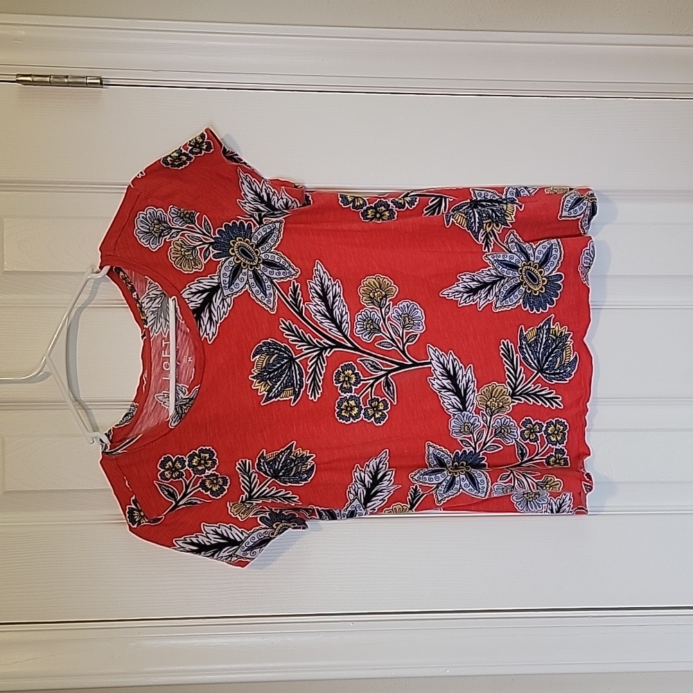 LOFT Vintage Soft Red Floral Tee - Size M